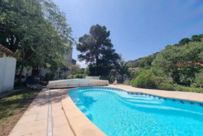 Studio-Piscine-Jardin-Parking